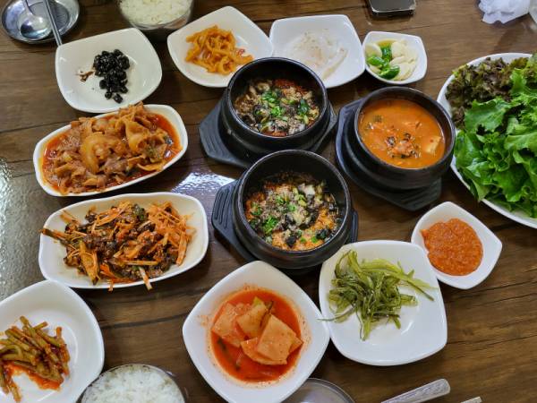 옛날우렁이식당-우렁이정식