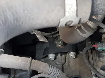 엔진오일 누유 수리비 얼마나 들까 원인부터 비용 차이까지 정리 표로보기_20