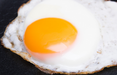 눈밑이 떨릴 때 좋은 음식