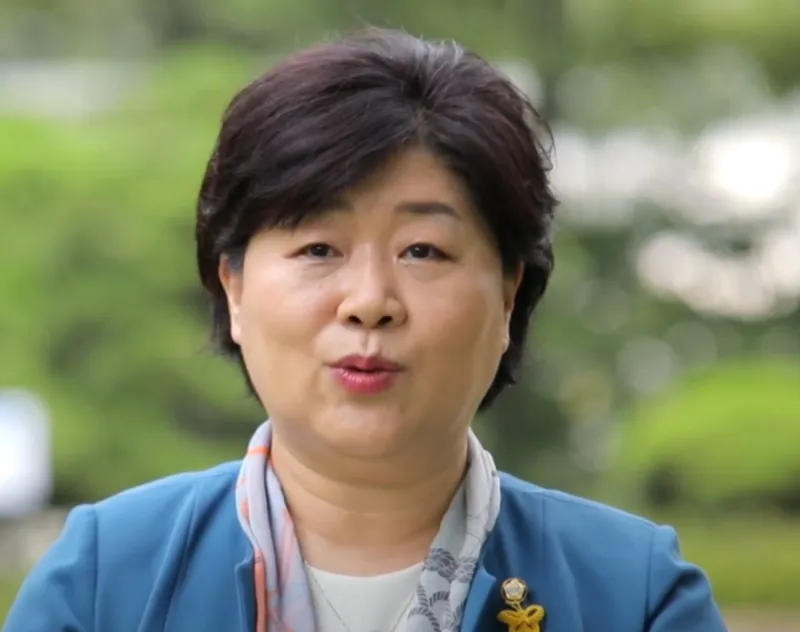 국회의원 인터뷰 사진24.webp