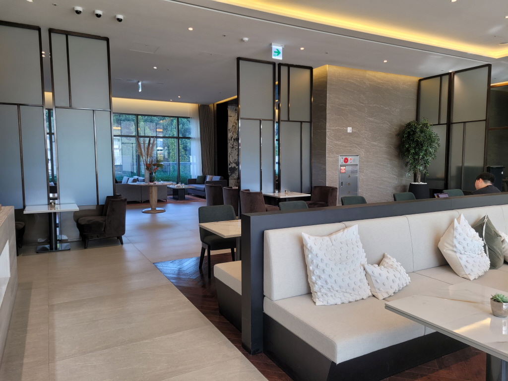 더블트리 바이 힐튼 서울 판교 라운지