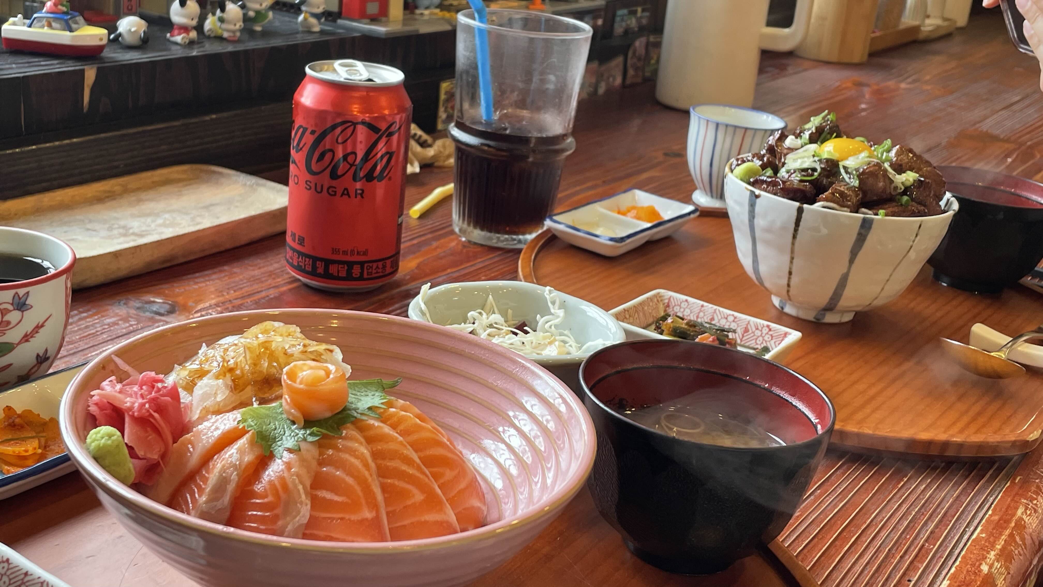 사케동과 스테키동