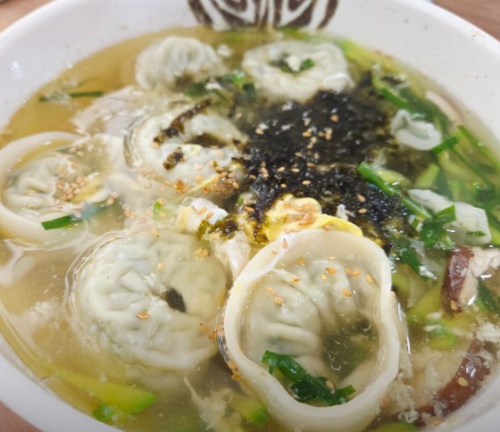 충주 수안보 산골농부식당 한정식 &amp;#124; 6시 내고향 방송 나온 시골 밥상&middot;산나물 비빔밥 맛집