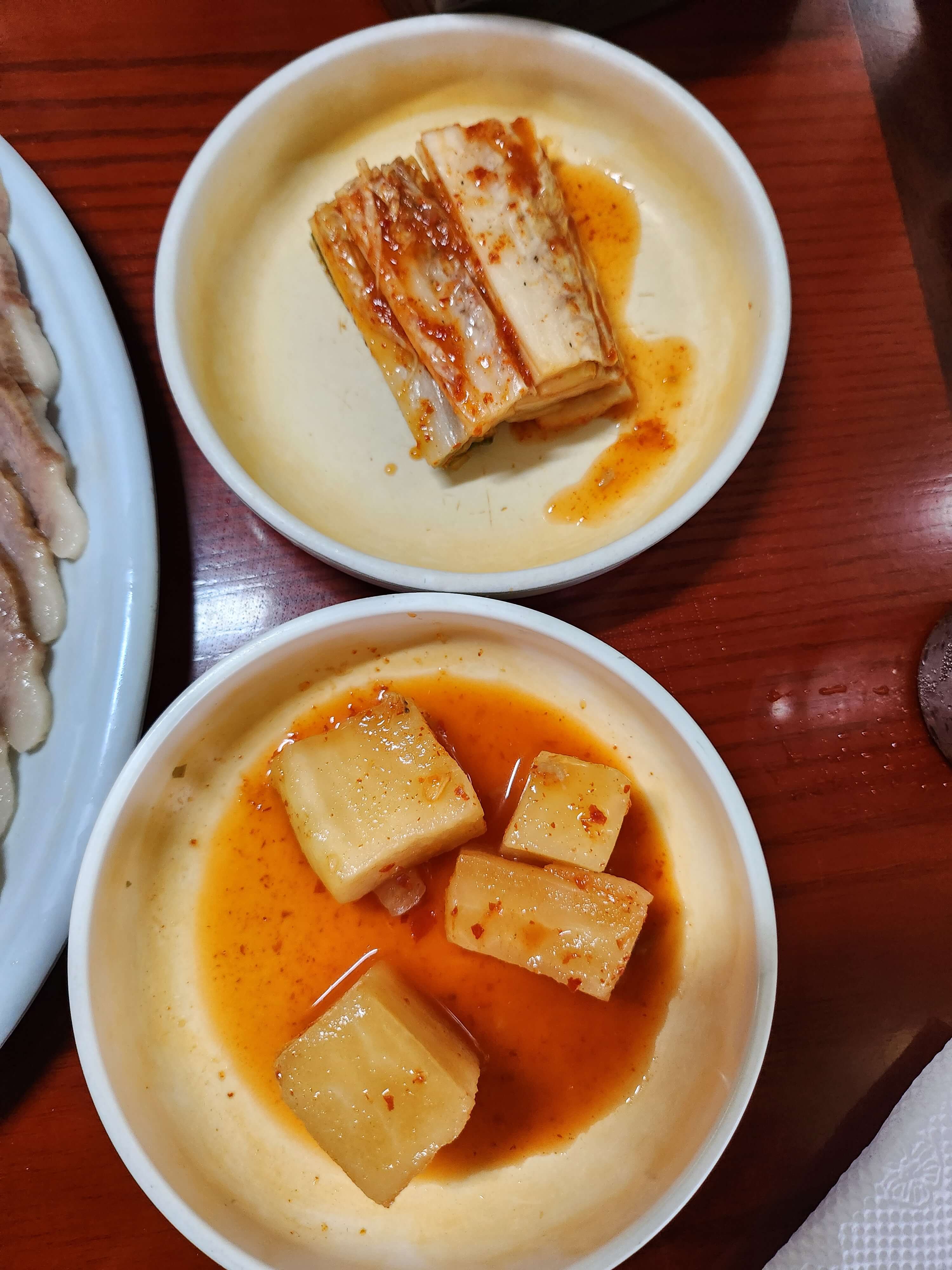 부여 장원막국수 집의 김치