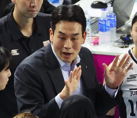 여자 정관장 배구단 고희진 감독 재계약 이유
