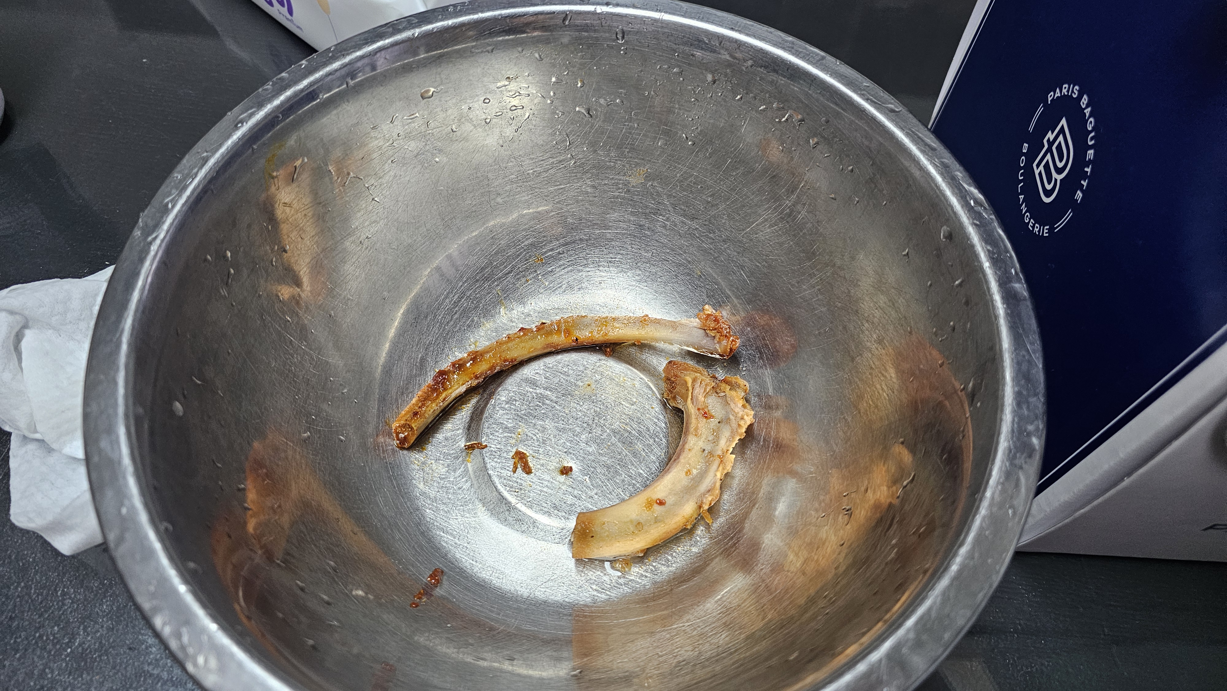 뼈와 살이 쏙쏙 분리되는 등갈비찜