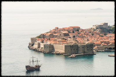 바다의 잊힌 영웅들: 영광스러운 6월 1일 해전