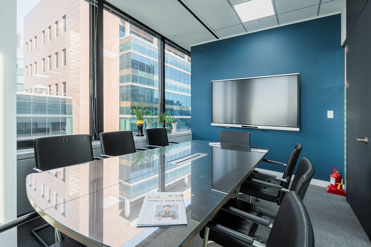 오피스회의실디자인