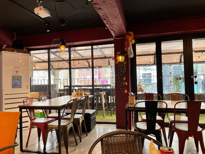 옥탑버거 내부 모습