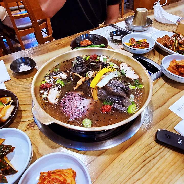 생생정보 차돌 버섯전골 맛집