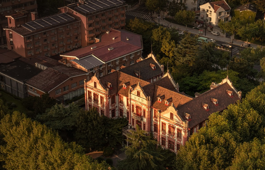 인문학 전공자 위한 등록금 관련 사진