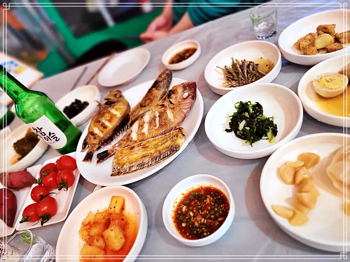 6시 내고향 여수 낭만포차 거리 해물 삼합, 꼬막 무침 맛집