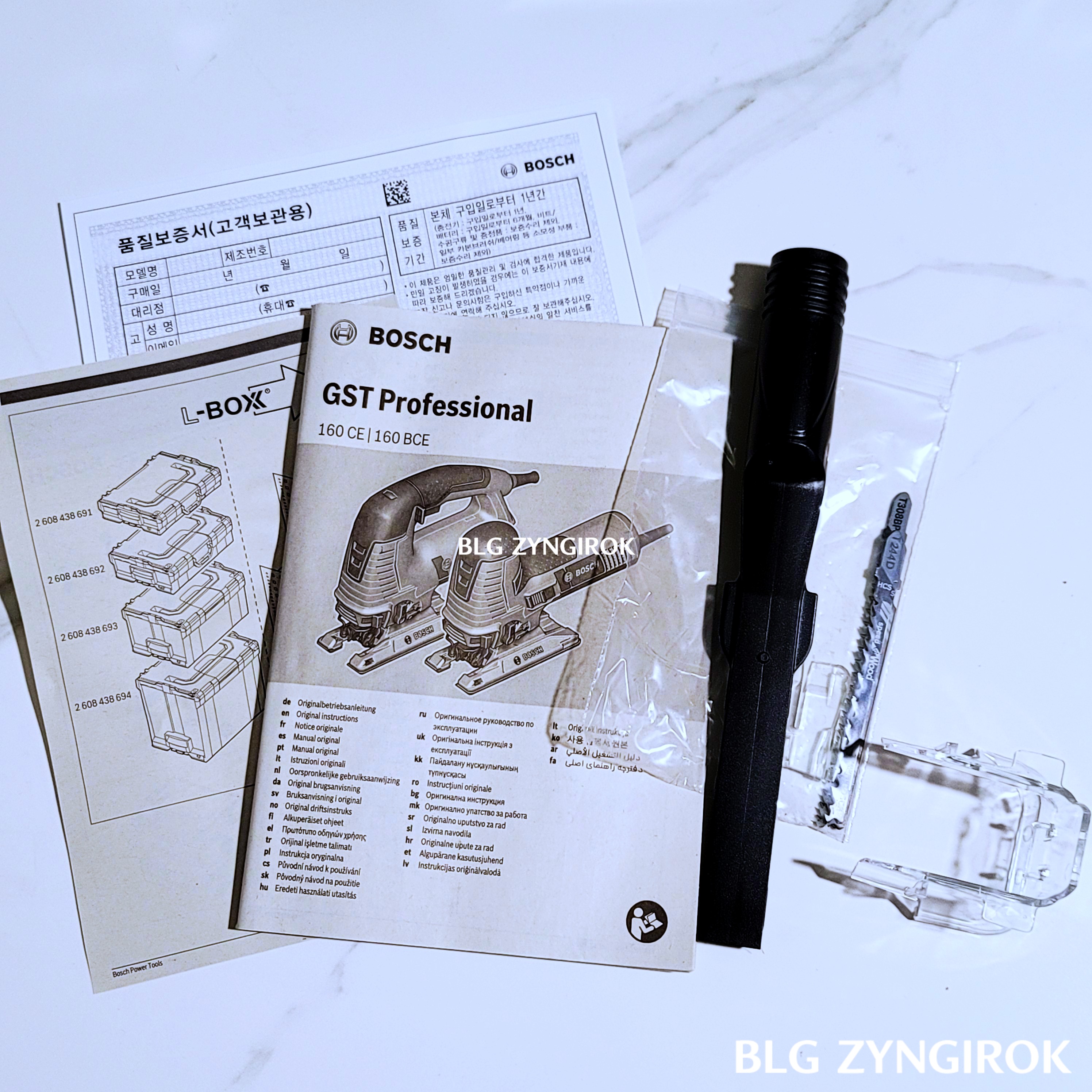 본체를-제외한-기타-구성품들-모습이다.