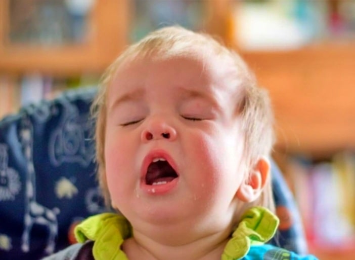 알레르기비염 증상-재채기