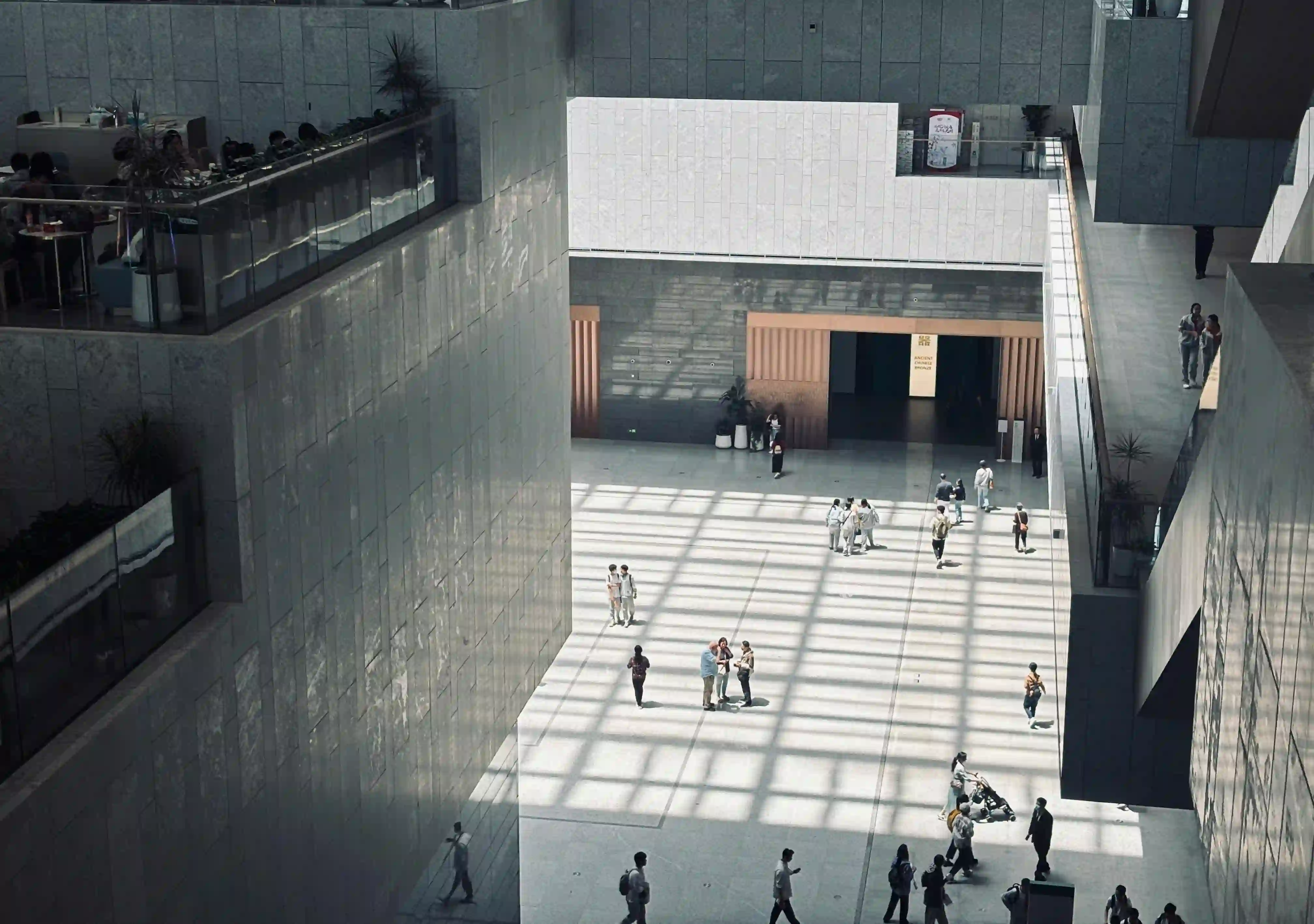 어색한 상대와도 자연스럽게 친해지는 대화법|관계의 벽을 허무는 9가지 전략