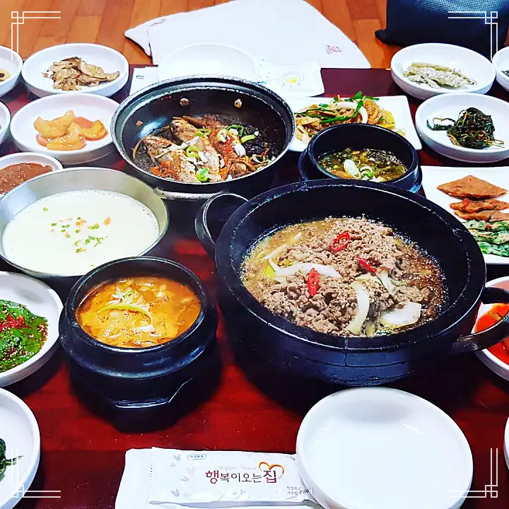식객 허영만 백반기행 김용림 편 간장게장 갈비찜 24첩 시골밥상 한옥마을 한정식 김포 맛집 소개