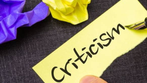 미학적 비평과 현대 아트 시장