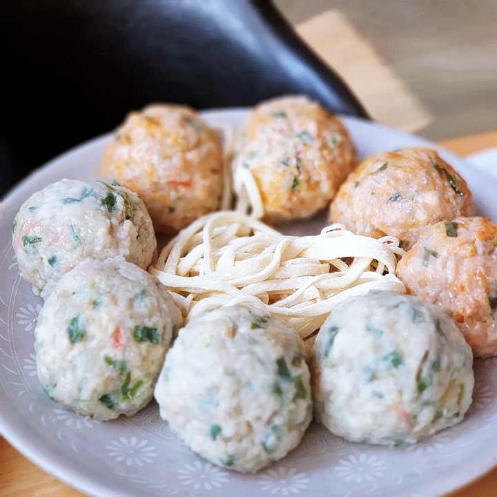 토요일은 밥이좋아 시흥 물왕저수지 만두전골 맛집 박명수 최애 만두피가 없는 굴림 만두 현지인 추천 토밥 좋아 방송정보