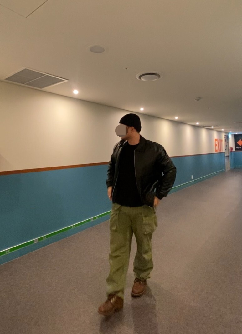 데일리룩(오뭘입)구제 비니, 무신사 티셔츠, 스페로네 A-2 자켓, 아우스탠딩 카고조거팬츠, 레드윙 아이언레인저, 빈티지패션, 데일리룩, 남자데일리코디, 남자데일리패션, ootd