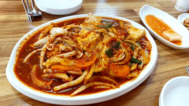 원내동 맛집 대복식당 오징어두루치기! 이 메뉴 완벽하다!