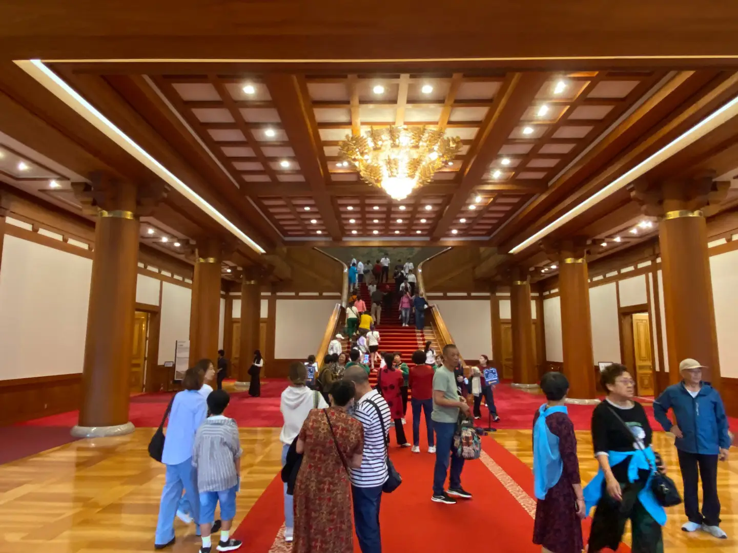 청와대 본관 로비