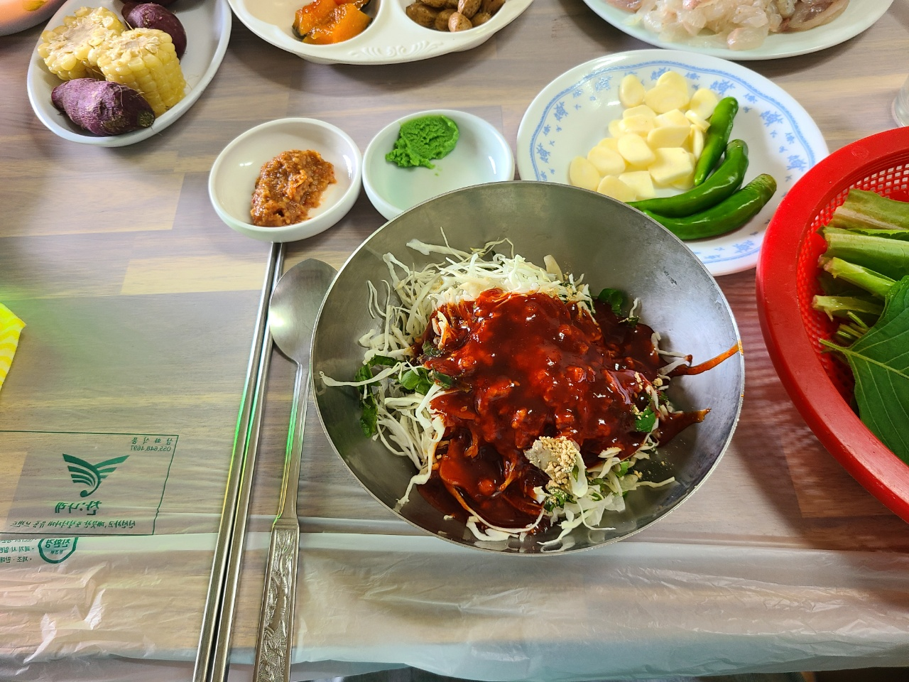 양배추채, 콩가루, 초장: data-ke-mobilestyle=