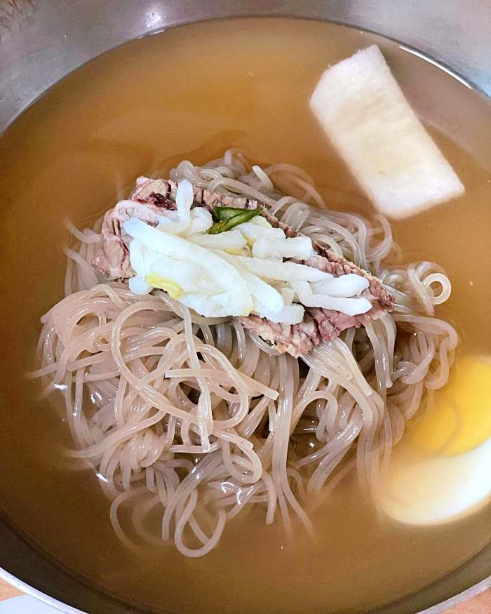 경기 안성 맛집 42년 전통 수육무침냉면