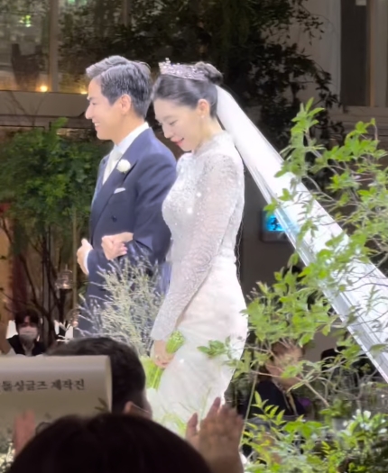 윤남기 이다은부부 결혼식