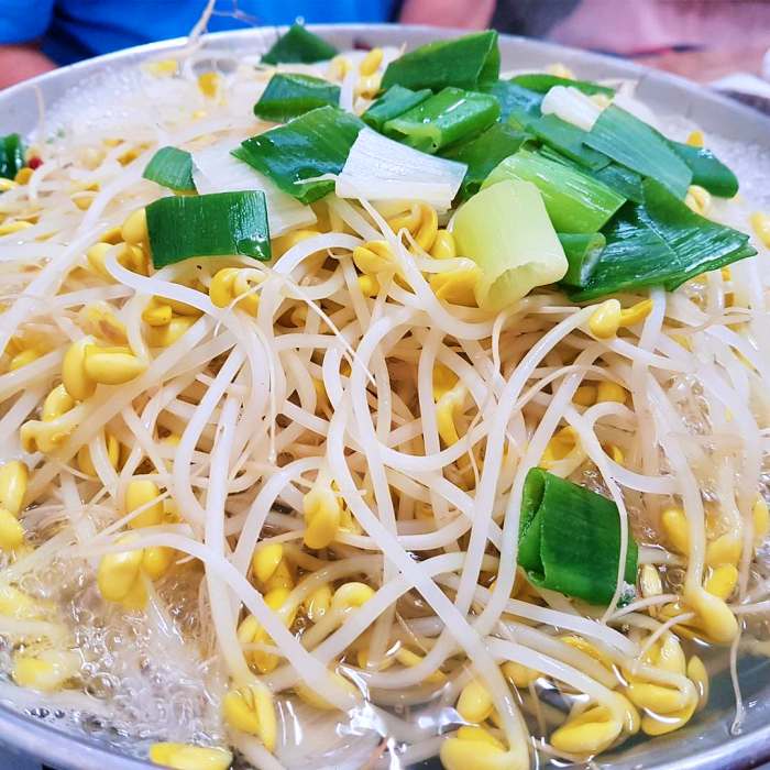 토요일은 밥이좋아 토밥좋아 대전 30년 전통 해장 최적화 콩나물탕 맛집