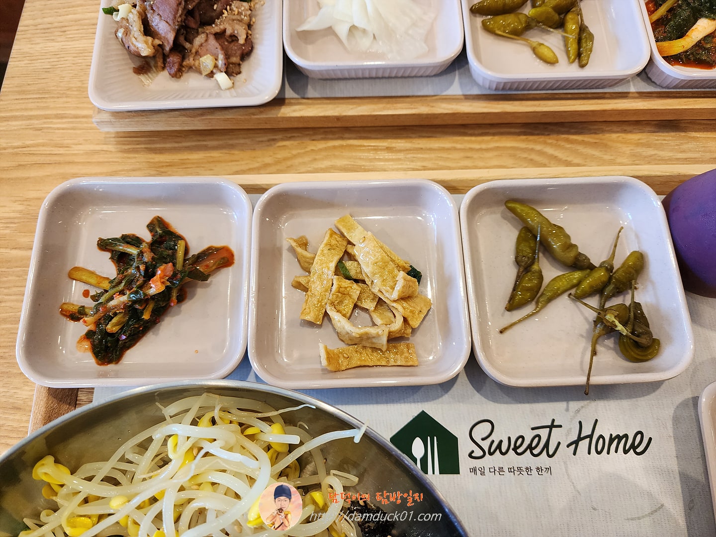 육회비빔밥 + 만두단품