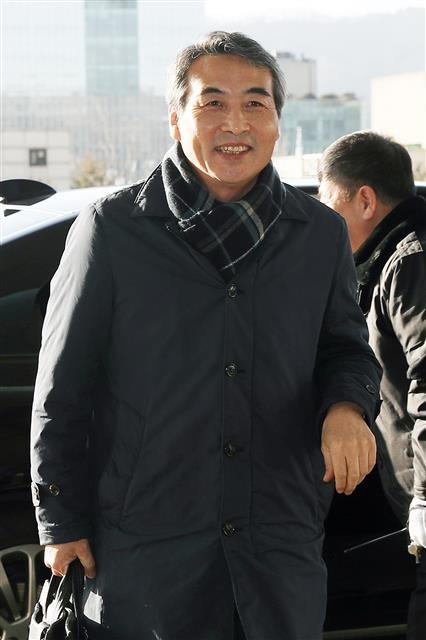 민중기 특검 법무 입문