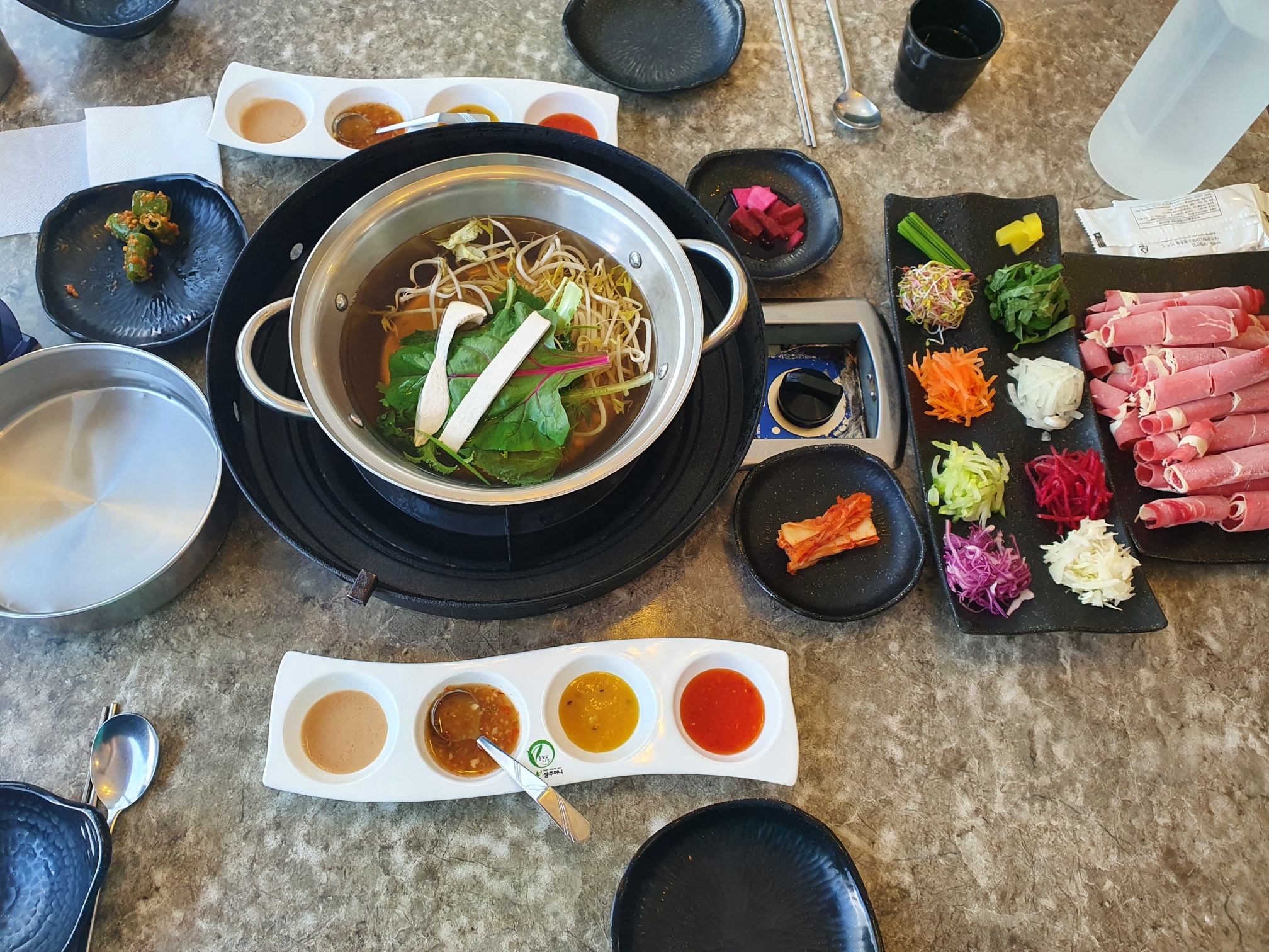 대정동 샤브 쌈주머니 소고샤브샤브 점심특선 2인 한상