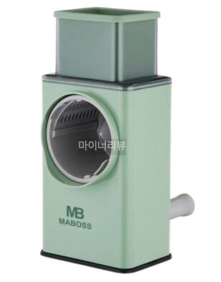 나혼자산다 전현무 채칼 카메라 피아노 LP 스피커 목 온열 마스크 반팔 티셔츠 반바지 정보