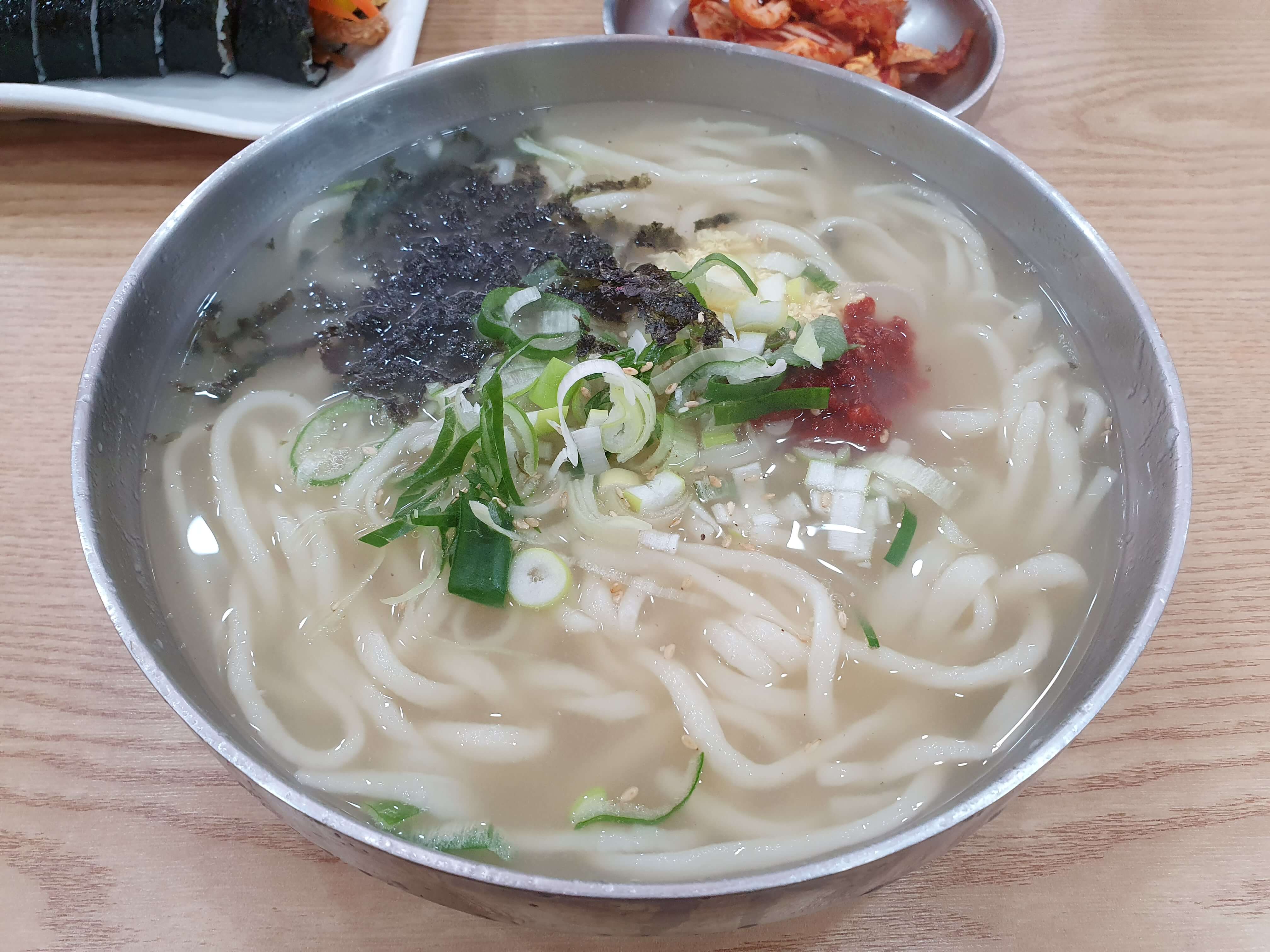 소문난손칼국수-주문 메뉴(칼국수-6,000원)