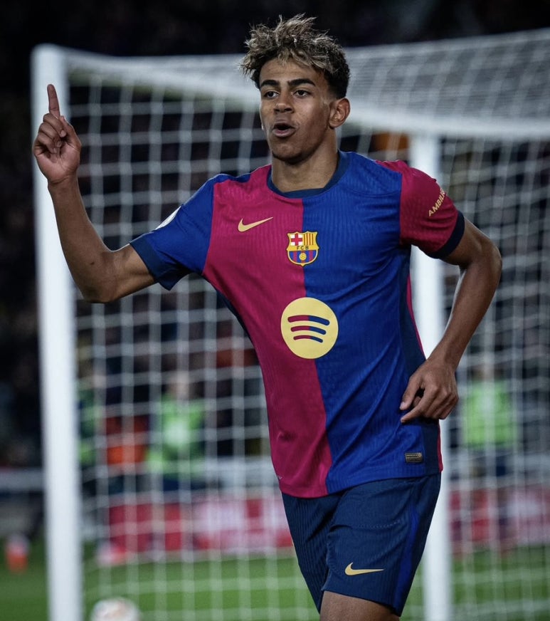 라민 야말 선수 사진