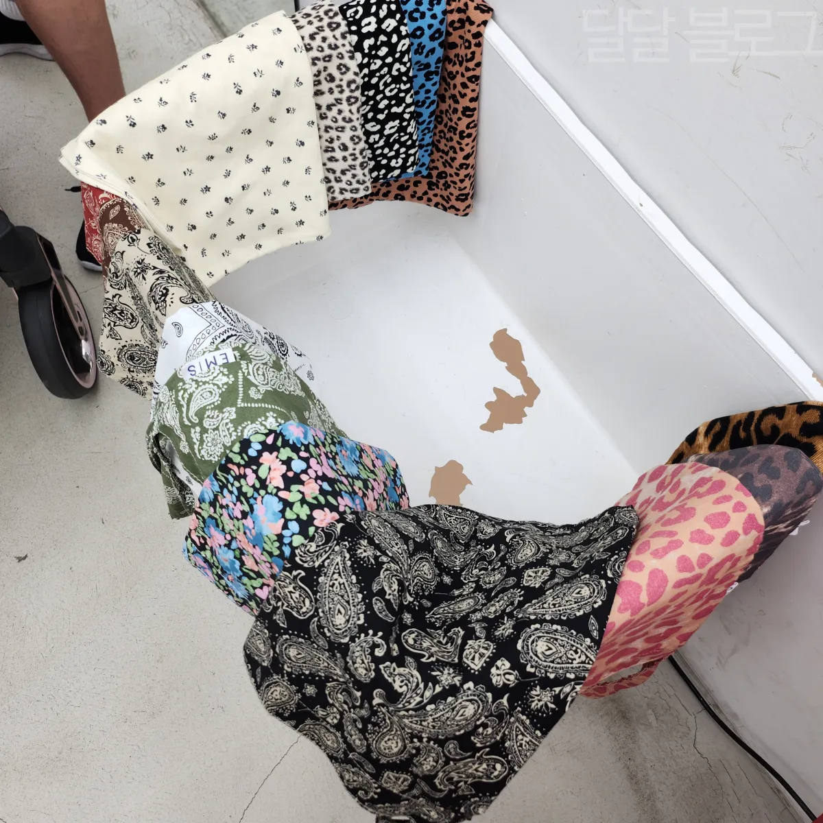 이미스-에코백-페이즐리-레오파드