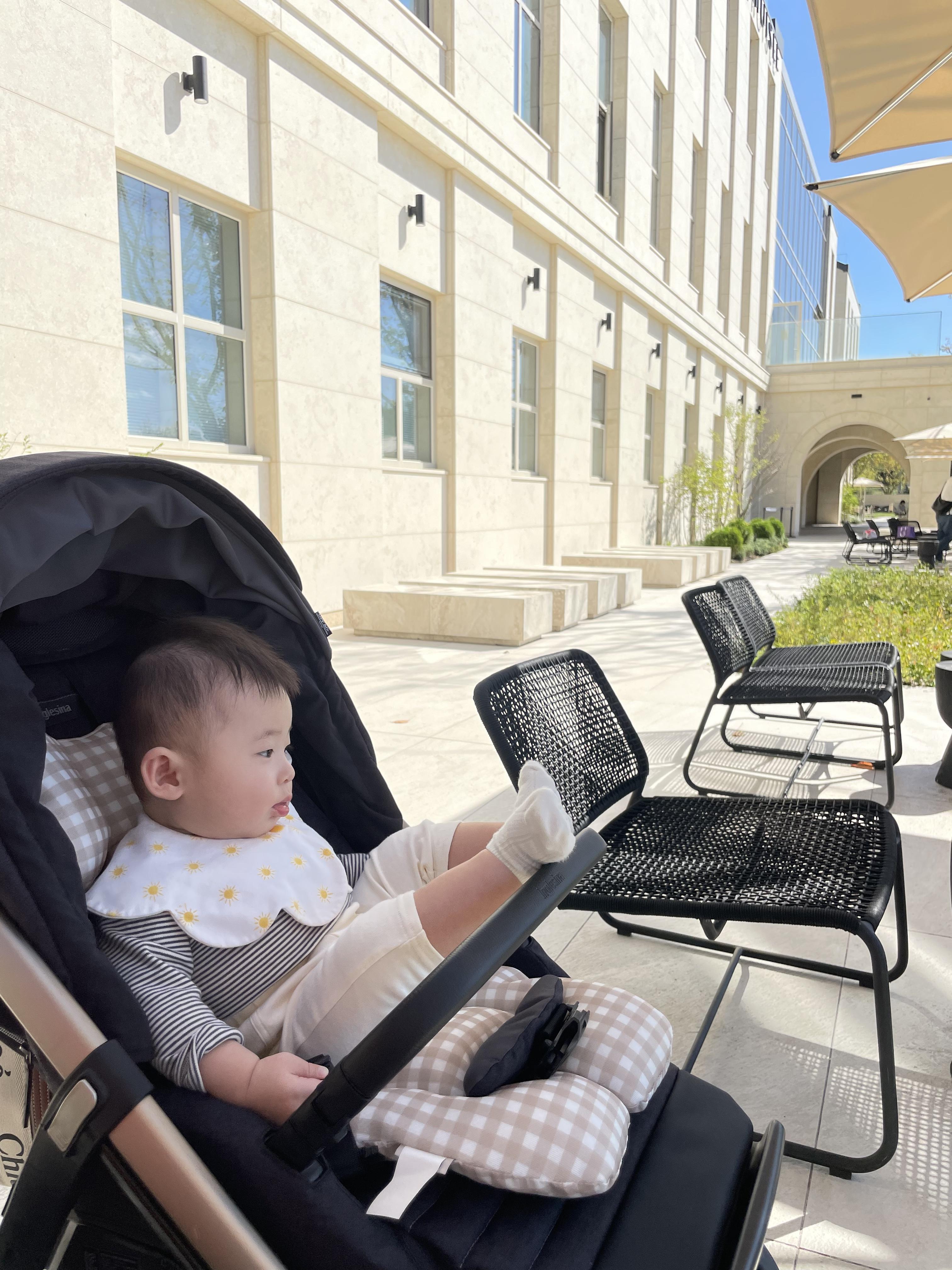 파주 공릉저수지 대형카페 모쿠슈라 프렌치카페