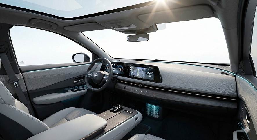 닛산 아리야 인테리어 듀얼 디스플레이 미니멀 대시보드 미래형 디자인