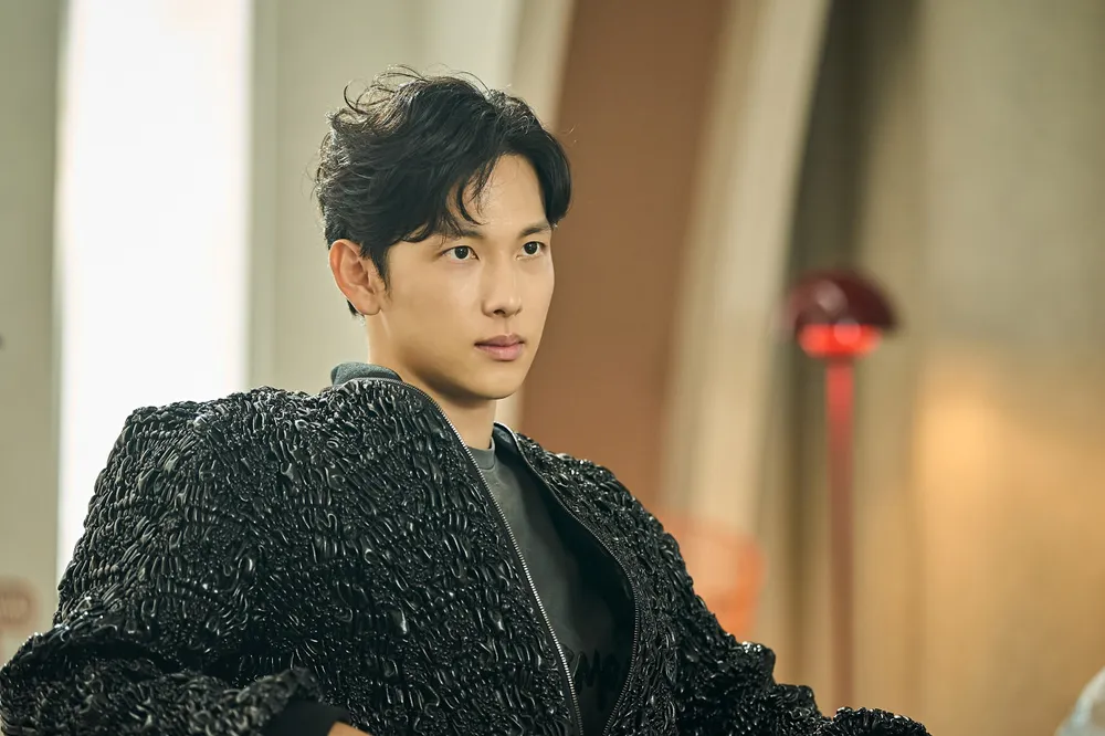 넷플릭스 영화 사마귀 줄거리&amp;#44; 출연진&amp;#44; 세계관 총정리