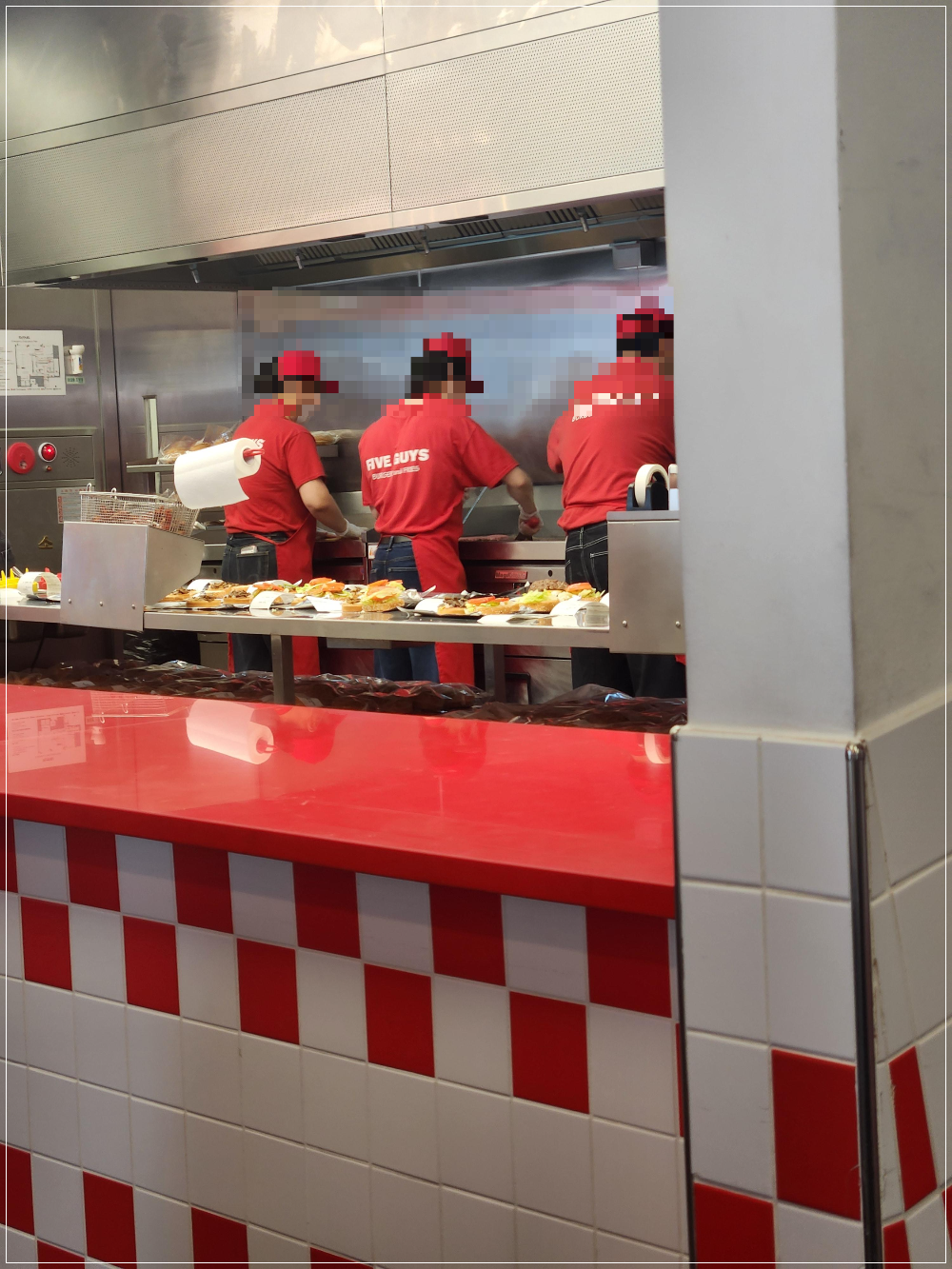 파이브가이즈 오픈키친