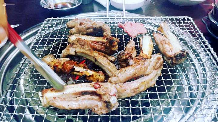 토요일은 밥이좋아 시흥 숯불 등갈비 구이 맛집 22년 노포 쪽갈비 항정살 갈매기살 가브리살 현지인 추천 토밥 좋아 방송정보