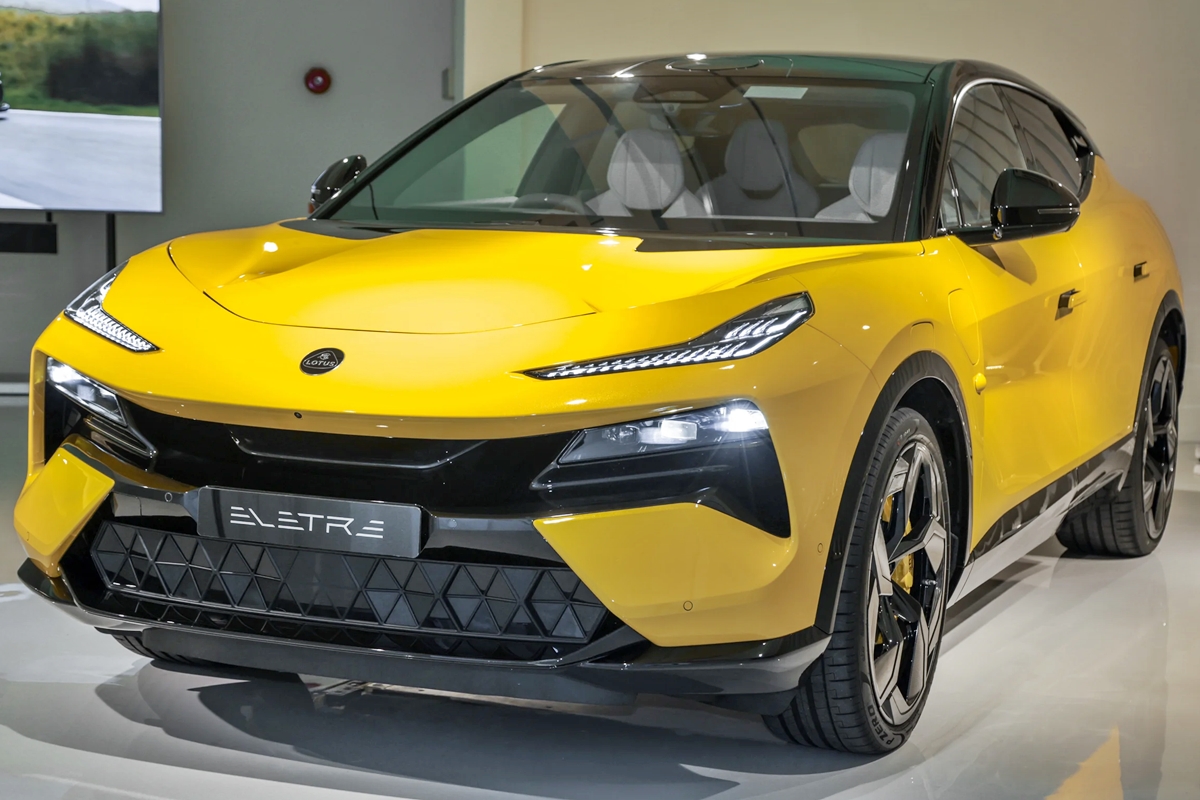 영국 스포츠카 브랜드 로터스(LOTUS)가 하이퍼 전기 SUV인 '엘레트라(Eletre)'와 하이퍼 전기 GT인 '에메야(Emeya)'가 세계적 권위의 디자인 상인 독일 '2024 레드닷 디자인 어워드(2024 Red Dot Design Awards)'에서 제품디자인 부문 본상을 수상했다.