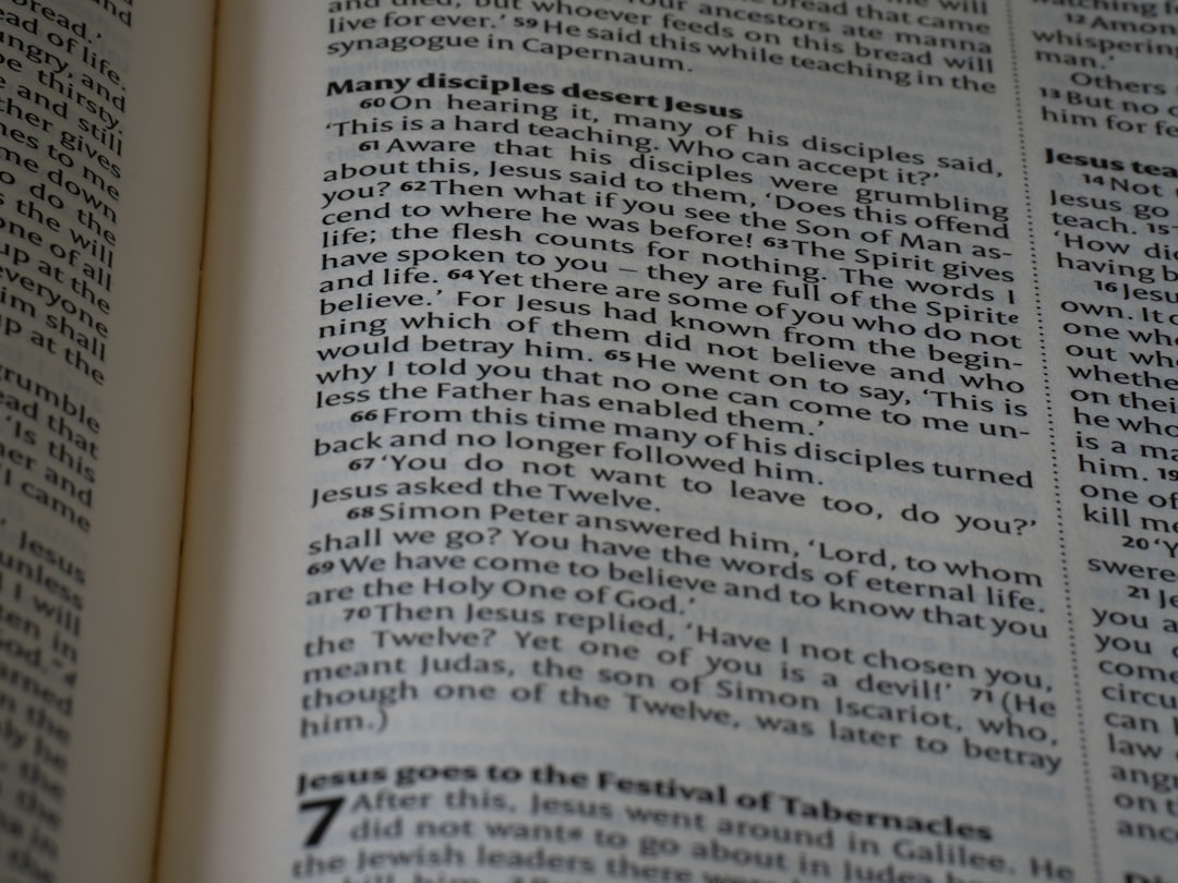 세대주를 영어로 head of household라고 추천합니다.