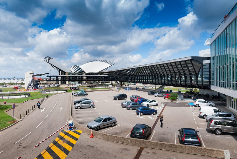 가족 여행객 필수! 김포공항 주차 꿀팁 공개 (선호도, 사설 주차장 차이점, 요금 할인)