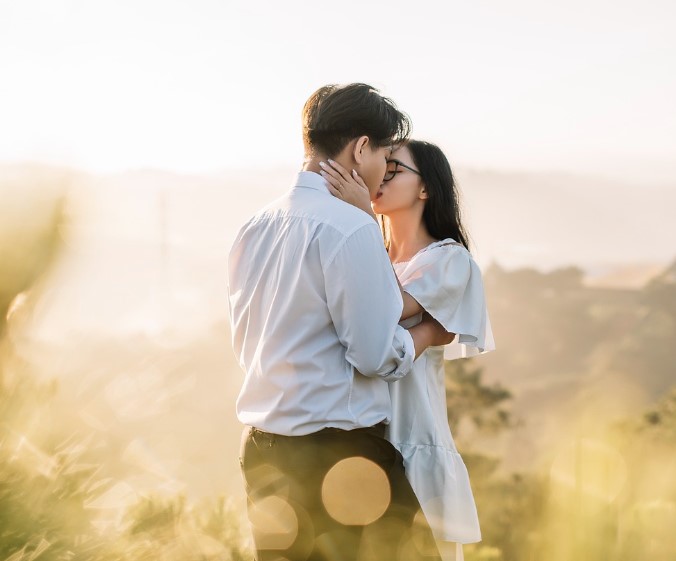 성년의날-선물-키스