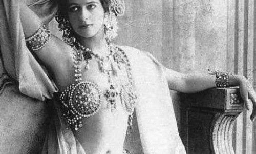 이란 모사드 간첩 사형 나흘 연속 2천 명 체포와 공포 정치의 배경 (2026.04.25)