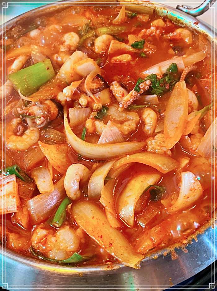 홍대입구 연남동 맛집 낙지, 대창, 새우, 낙대새 전골