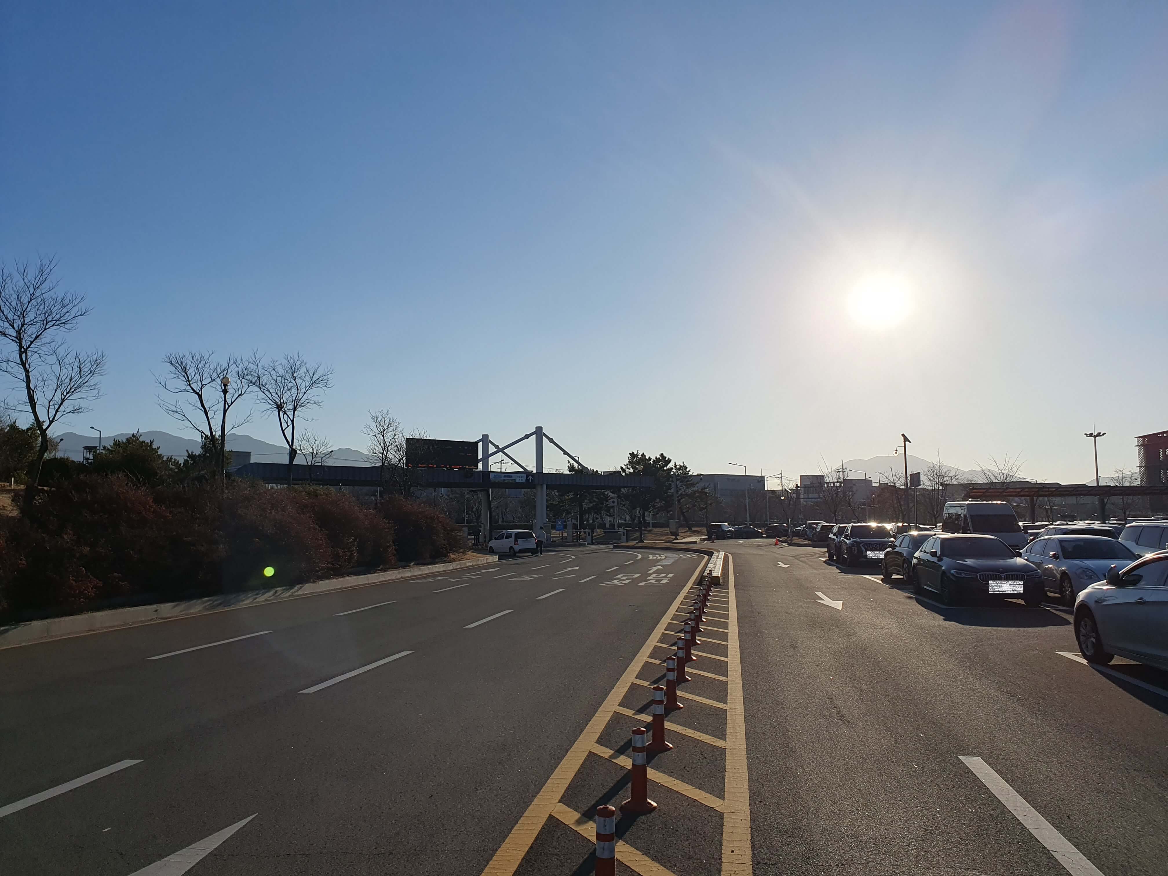 김해국제공항 국내선, 국제선 여객주차장 전경