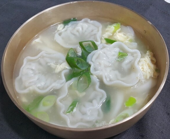 한국의 떡 종류 떡만둣국