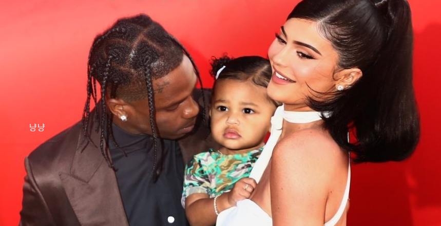 모델 카일리 제너